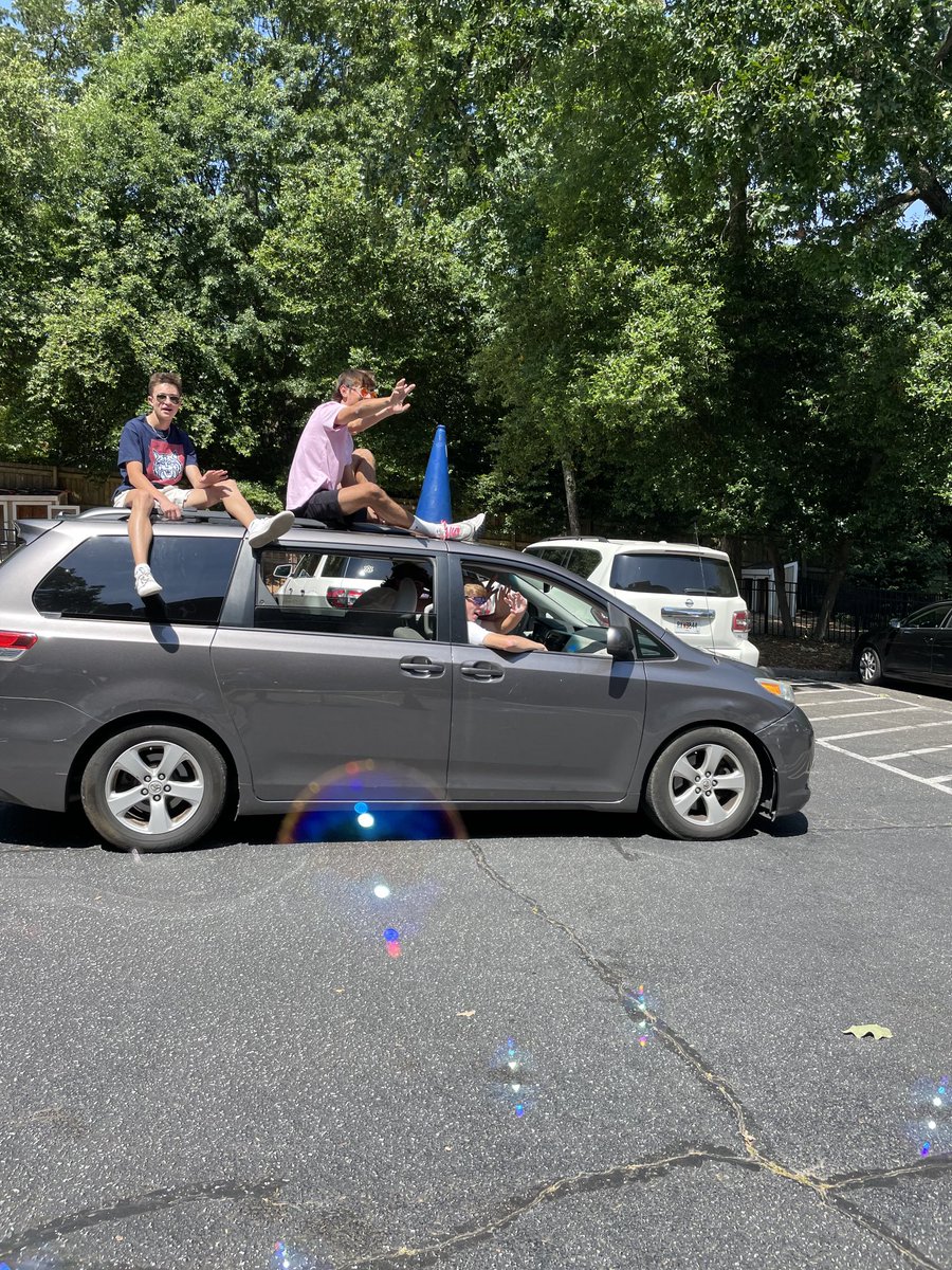 Liz Aull tweet media