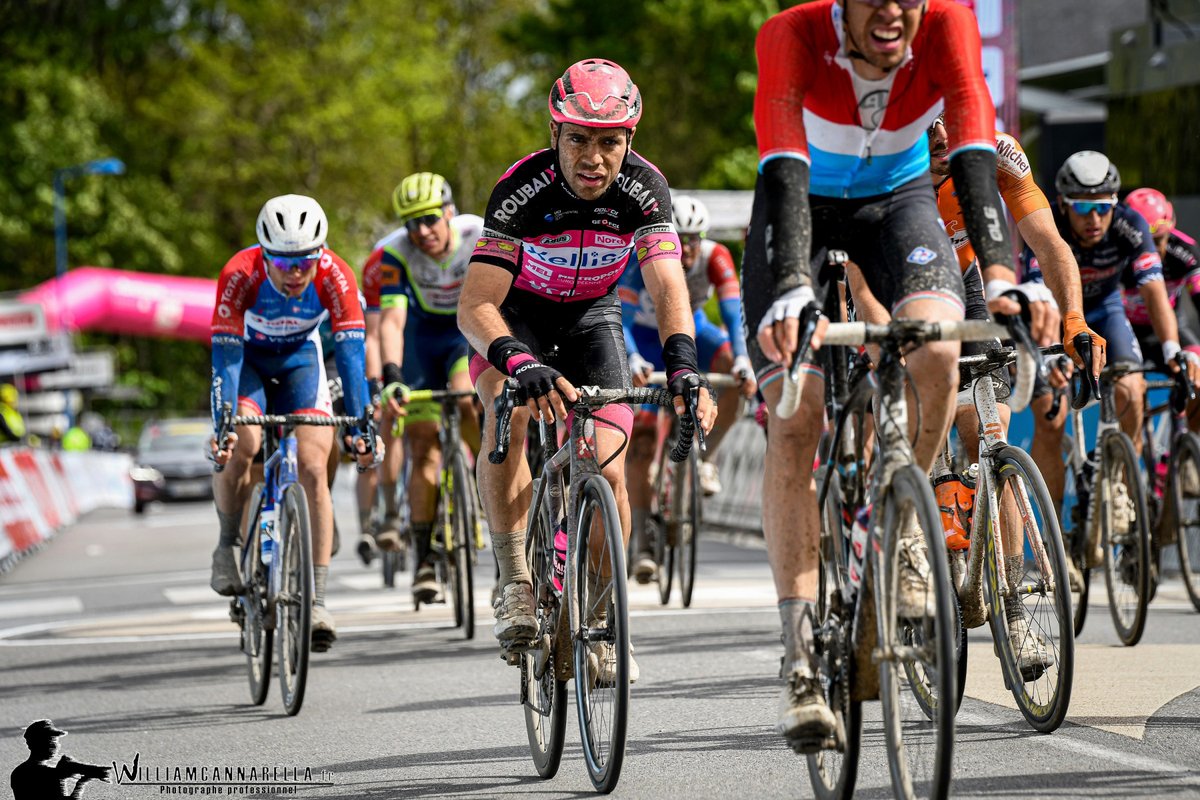 "Ce n'était pas une revanche, mais je voulais quand même prouver, et me prouver à moi-même, que je pouvais faire quelque chose de sympa sur cette course si spécifique". 

Lire la suite : directvelo.com/actualite/8818…

📸 William Cannarella