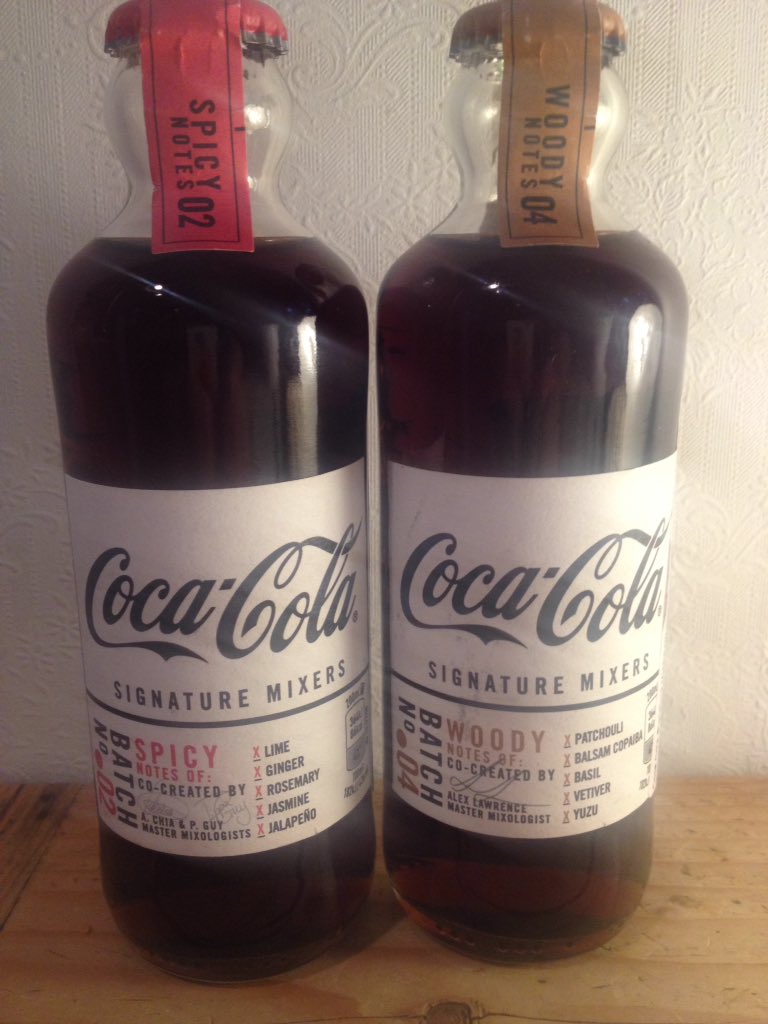 koenich83's tweet photo. Smoky Geschmack finde ich schonmal ganz geil, bin auf die anderen gespannt.
#CocaColaSignatureMixers https://t.co/6gkchdZRTg