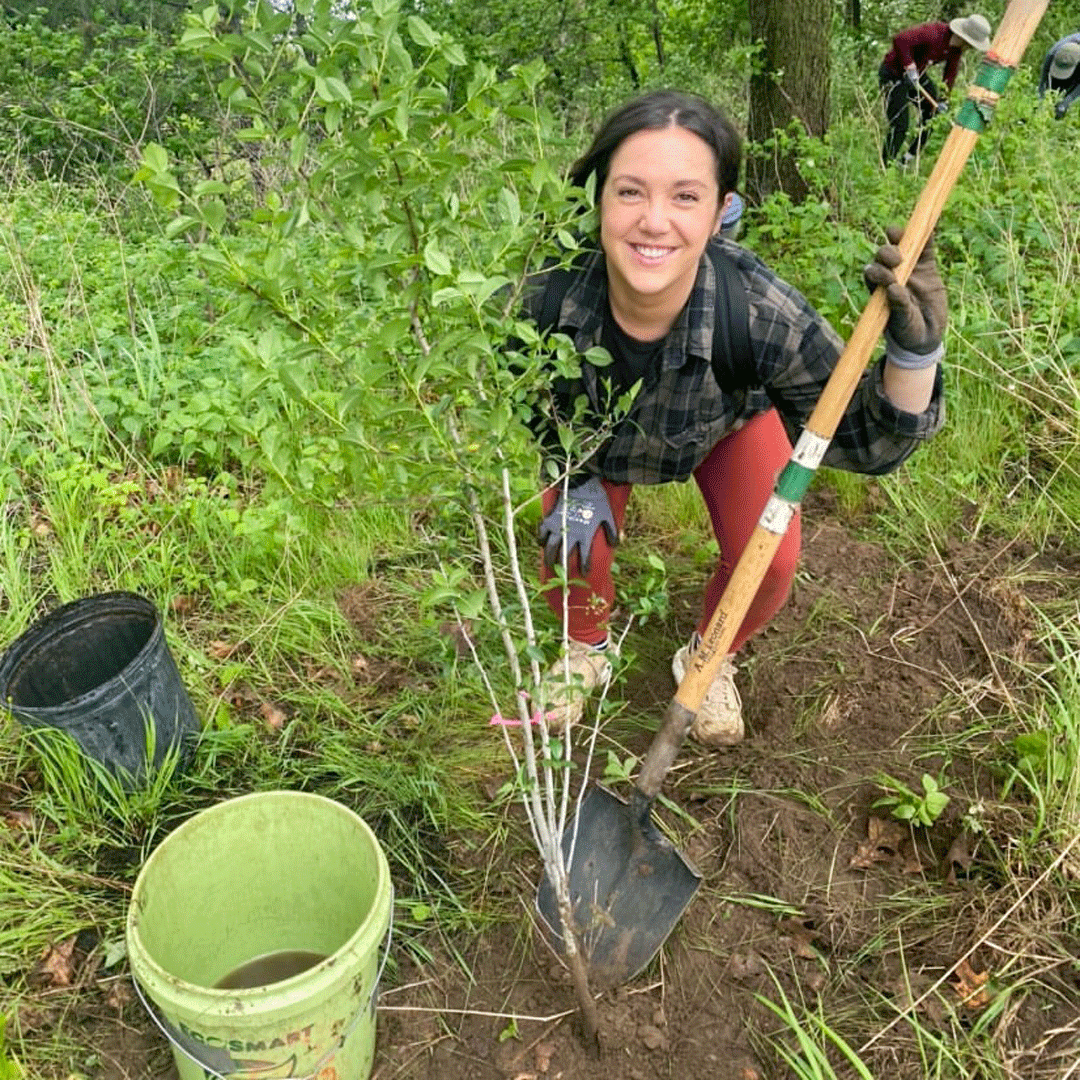 Merchology (@merchology) on Twitter photo Some of our Minneapolis Merchfam spent yesterday afternoon helping <a href="/ParkConnection/">ParkConnection</a> plant over 60 trees on the Mississippi river! 🌳 #giveback Some of our Minneapolis Merchfam spent yesterday afternoon helping <a href="/ParkConnection/">ParkConnection</a> plant over 60 trees on the Mississippi river! 🌳 #giveback