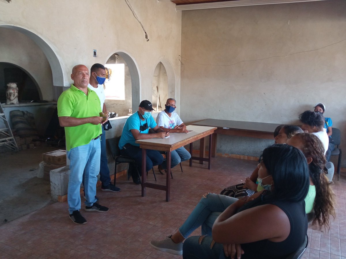 JoseGreGomezF1's tweet photo. #PrimariasYa para elegir al líder de la alternativa democrática en los municipios y estados. 
El electorado quiere elegir a su representante, otra alternativa es hacerle  el juego al régimen 

#queremosprimarias 
#ElBuenGobierno
#NuevaEspartaQuiereVacunarse https://t.co/PrElfbfX2N