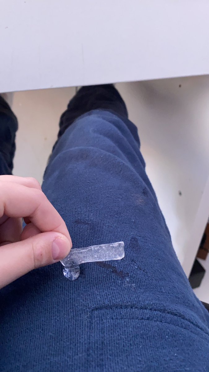 YeetDerpy's tweet image. Looks like a penis