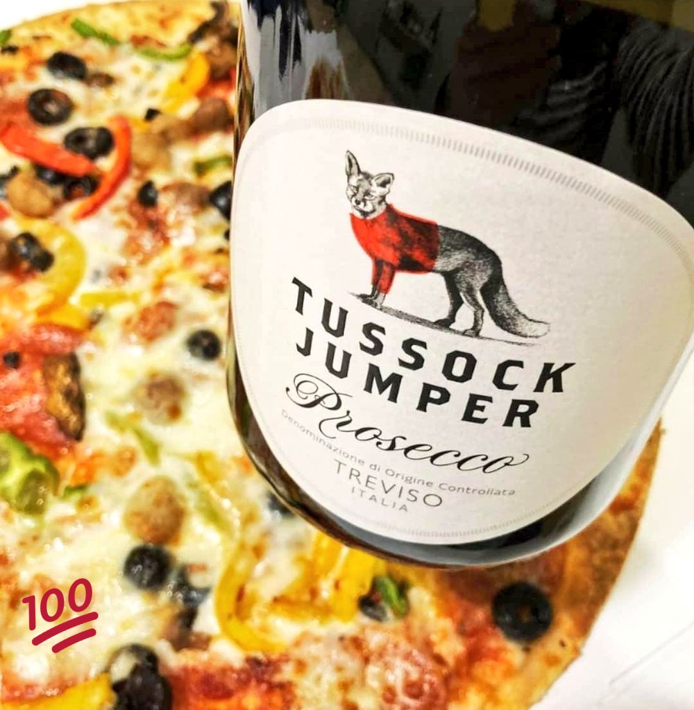 Get ready to wine-down for the weekend!

Pizza + Prosecco = Perfect Pairing

📷 Sir_Vandyck on Instagram

#pizza #prosecco  #winepairing #FridayVibes