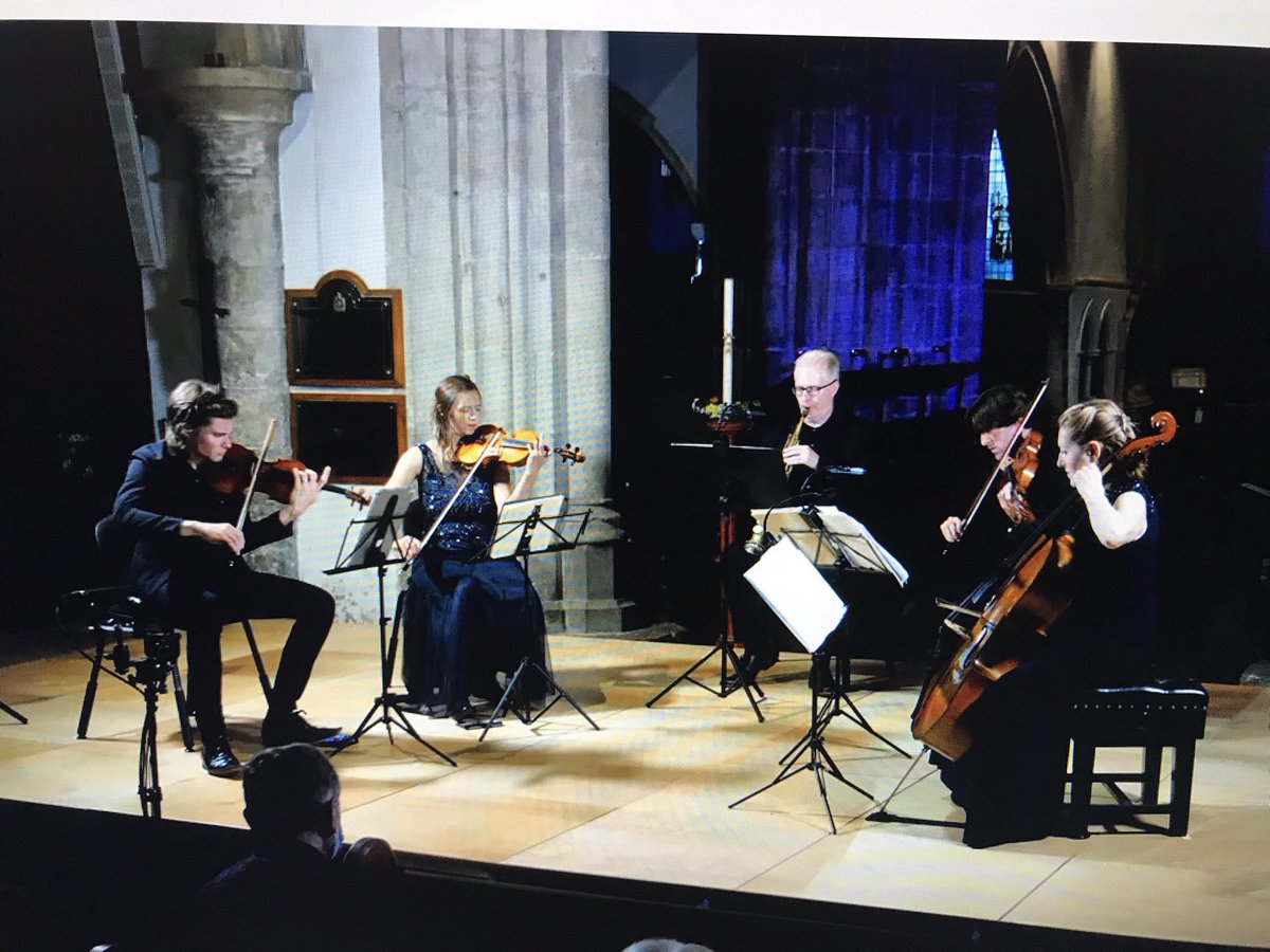 Congratulations <a href="/graham_fitkin/">Graham Fitkin</a> <a href="/sihaz/">桜愛</a> and <a href="/sacconiquartet/">Sacconi Quartet</a> on the premiere of ‘Loosening’! Haunting, mesmeric, timeless .. wonderful!