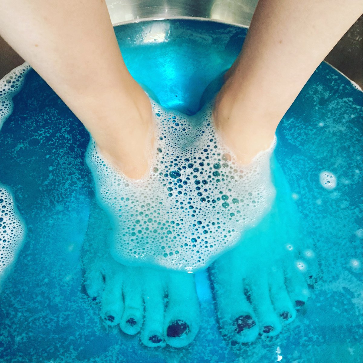 Today I got a pedicure — which doesn’t sound like a big deal but it felt like a big deal to me b/c it’s the 1st non-essential thing I’ve done in 14 months. 

It was a mixed experience. A little anxiety, a little grief, a little joy &amp; a little hope. 

#vaccinated #pandemic #hope