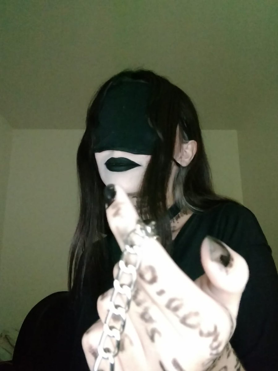 gatadedemonia's tweet photo. Injustiça passando pela sua TL, rt se concorda.
.
.
.
.
.
#Desconjuracao #sextaocultista #OrdemParanormal #DesconjuracaoCosplay #Gal #sextaescripta #aop #aopday #rpg #osnf https://t.co/UUXdgtmBIb
