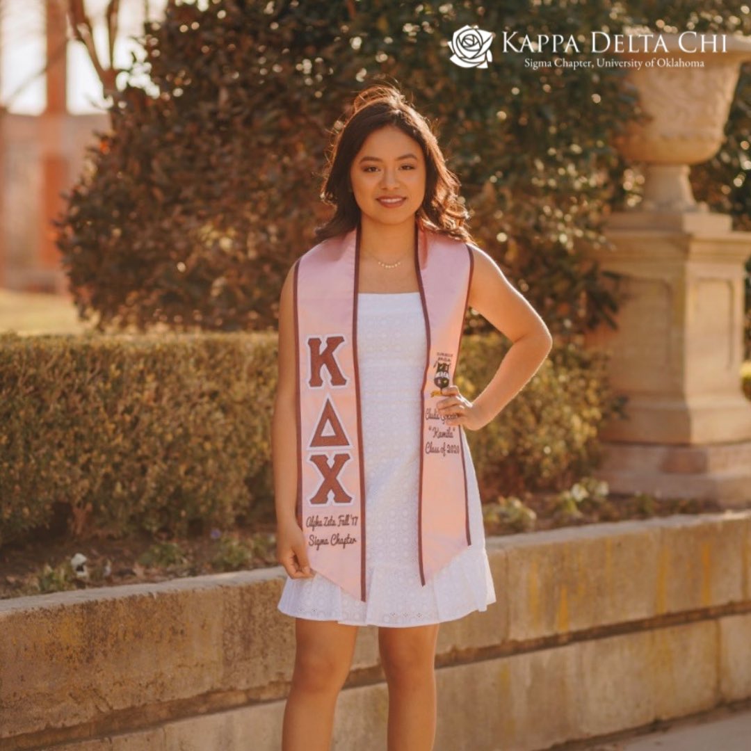 oukdchi's tweet photo. Continuing with our previous semester’s #SigmaGraduates is Claudia “Kamila” Gonzalez from our Fall 2017 Alpha Zeta Class! 🐧

Claudia, Sigma is always sending you unconditional love. We can’t wait to see what else you accomplish and know that Sigma is forever rooting you on! 🤍 https://t.co/DnCB6w71KA