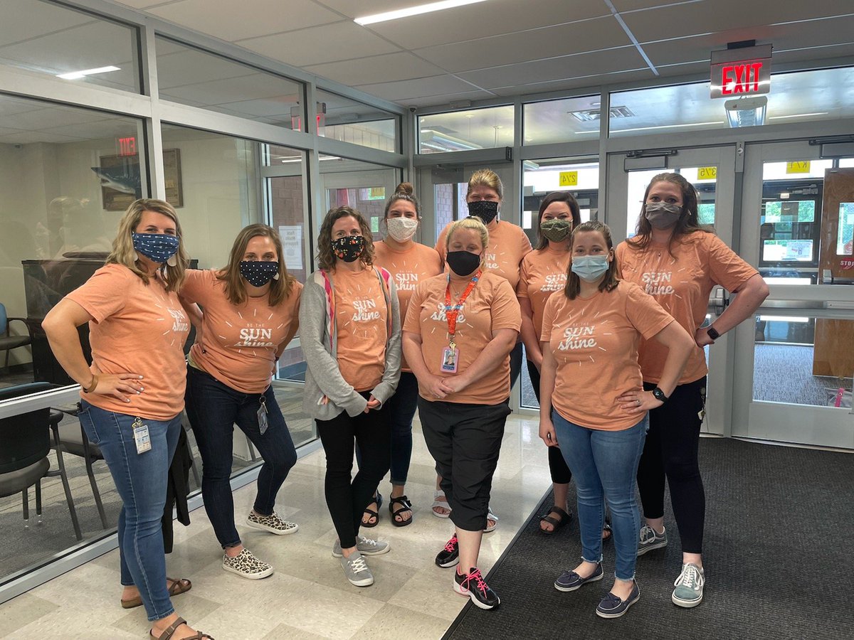 MrsHeatherBeaty's tweet photo. Showing support at Schumacher! @LibertyEdFdn #ShineBrightLPS https://t.co/o4F6doQuMq