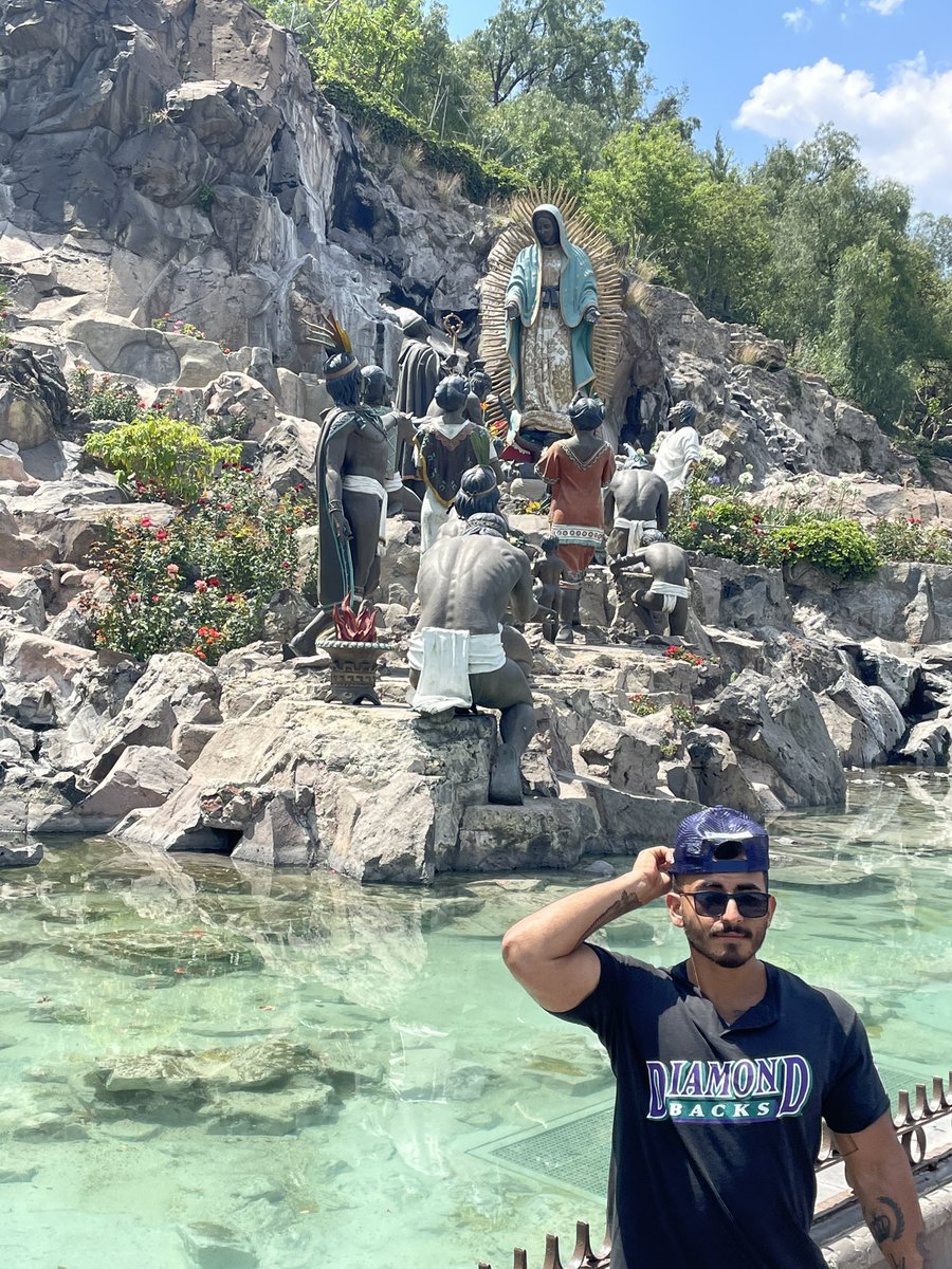 Geovanny_iv's tweet photo. Took a trip to the mother land! #travel https://t.co/AS8LNAY0Ps