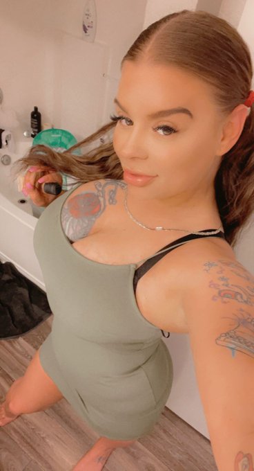 Life is Good 😌 https://t.co/4F8z59zE6O