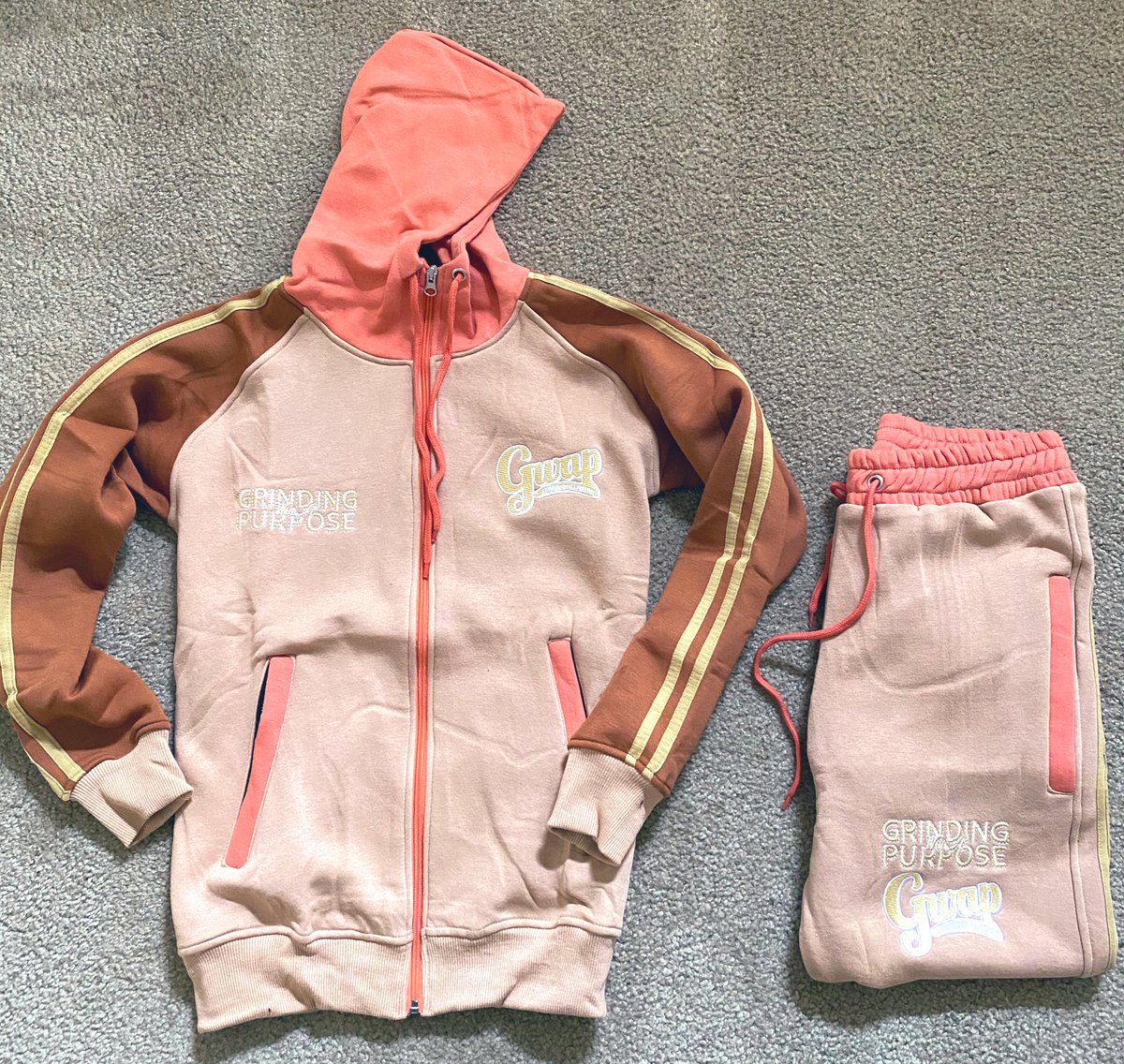 GWAP.TWIN tweet media