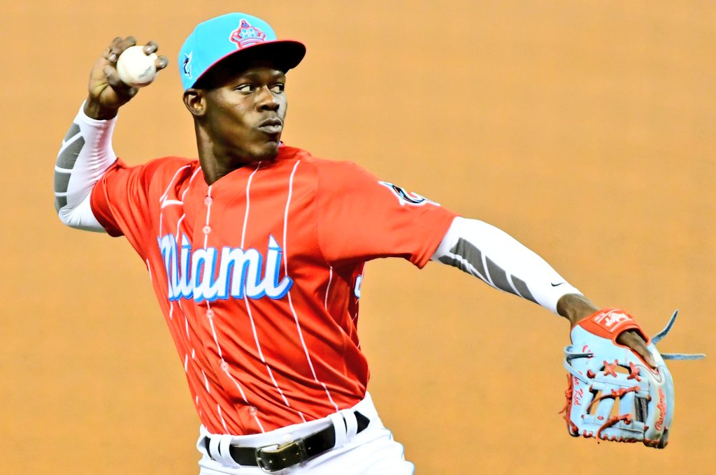 Chris Creamer  SportsLogos.Net on X: Miami #Marlins début their new City  Connect jerseys tonight against the Mets, the uniforms pay tribute to the Havana  Sugar Kings and will be worn for