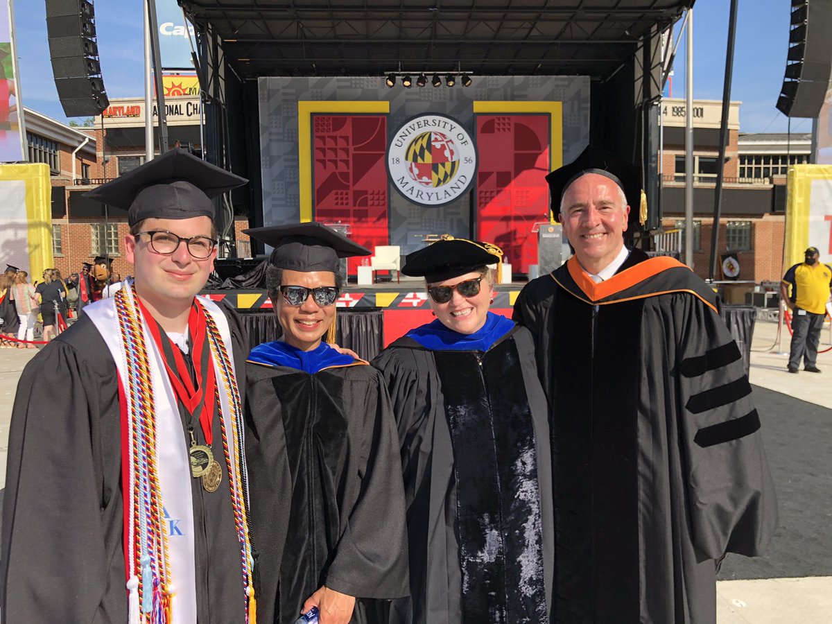 Dan_Alpert's tweet photo. Roll Terps, forever and always🐢#UMDgrad #SmithGrad https://t.co/8hamlhOz66