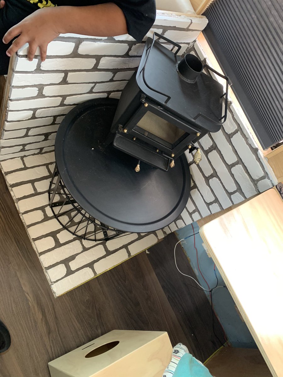 AncloteSharks's tweet image. Converted School Bus on campus by AHS very own Miss. Salamone
#ConvertedSchoolBus
#Project
@pascoschools