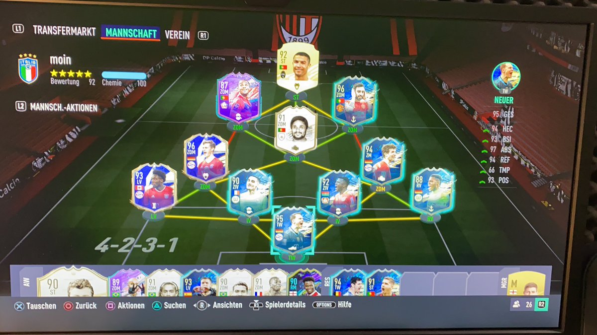 DavideP1987's tweet photo. Stream ist Live! 

Wir stehen 3-0 und wir versuchen CR7 zu ziehen 😃

https://t.co/r6lan4hbs8 https://t.co/SSP43TLiMs