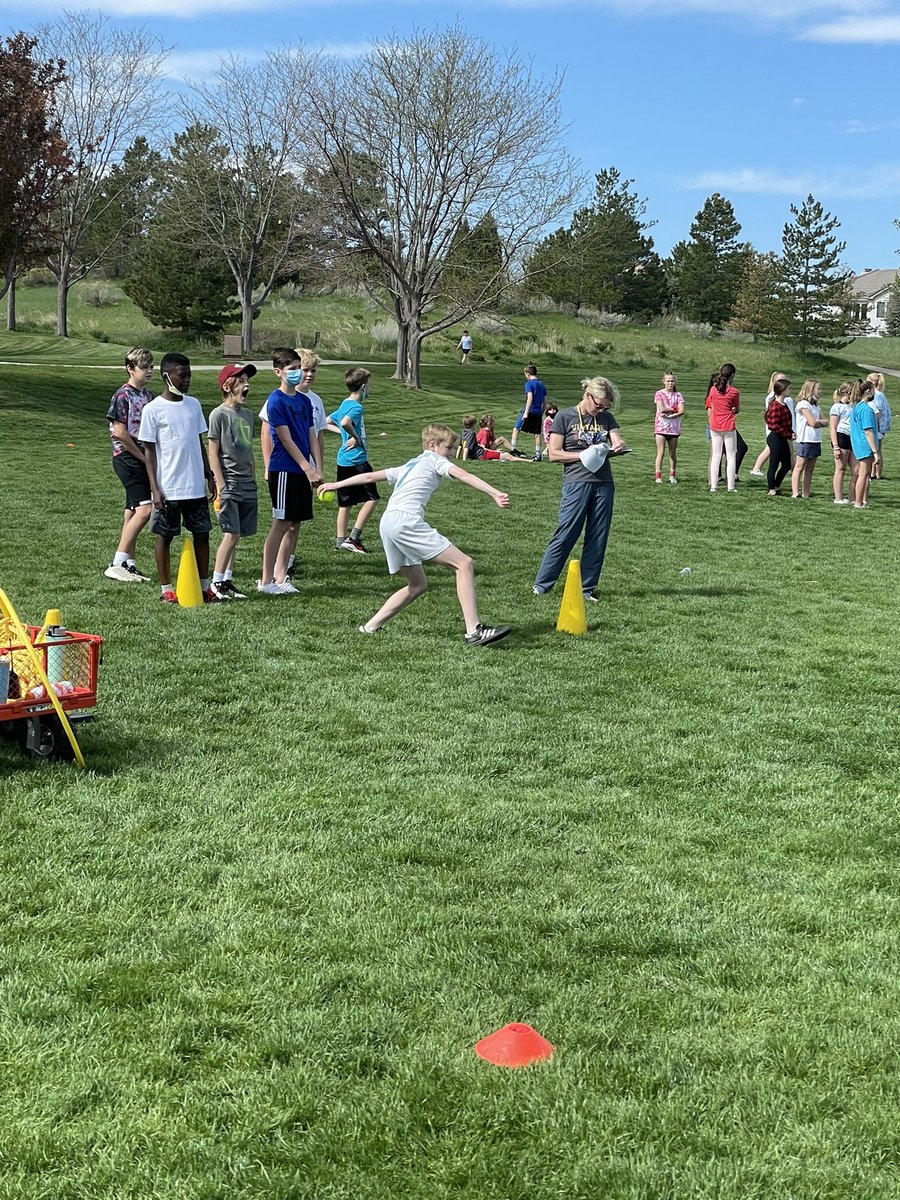 Shannymac5567's tweet photo. What a great week at Cougar Run! 1st Grade Writers Cafe, 3rd Grade Market Day, 5th grade authors launching their historical fiction novels and 6th grade Hexathalon! We’re so proud that our kids are still engaged even the last few days of school! #CRUNROCKS @dcsdk12 https://t.co/Nz9Y3htSBR
