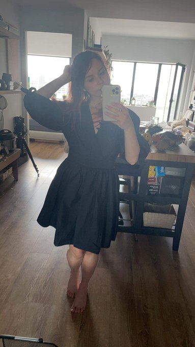 Bought a new dress. You like? https://t.co/p8Ejt11XrG<a href="/tag/newupdate"class="tags"><span>#newupdate</span></a>