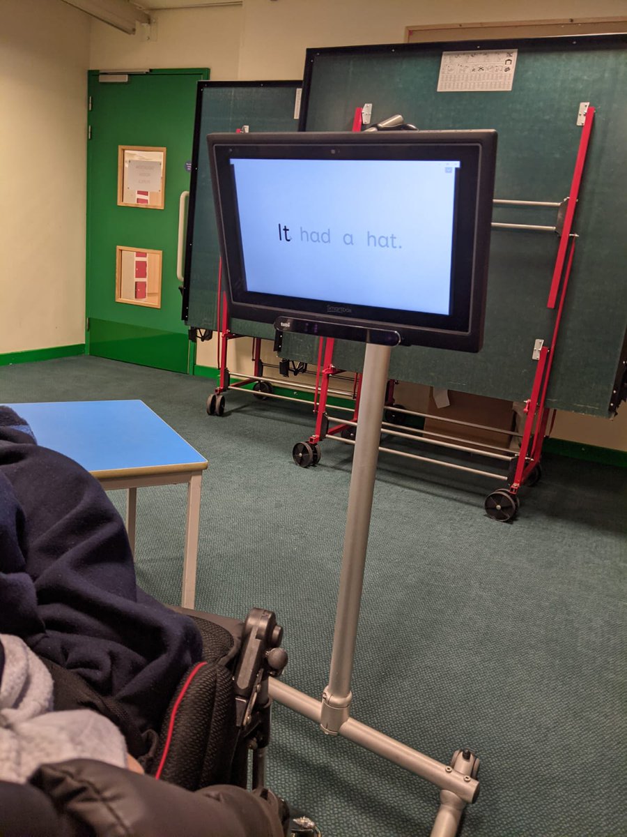 1_forget's tweet photo. #WellbeingWednesday
Wonderful to be back @TyGwynSchool this week doing assistive technology. We explored #ChoiceMaking and #CauseAndEffect using #Eyegaze, #SwitchAccess and #LookToRead.
@ThinkSmartbox https://t.co/Tq7uovZ9BN