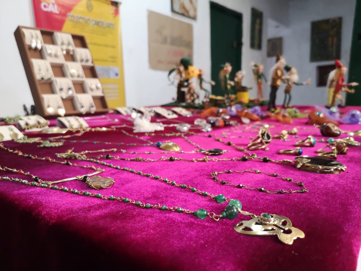 AngelaQuirogaC's tweet photo. 🗣️Candelarte es una de las iniciativas ganadoras de Es Cultura Local. Hacedores de oficio que le apuestan a la reactivación cultural, con las redes sociales como vitrina de sus piezas. https://t.co/RDNfcmwtKg