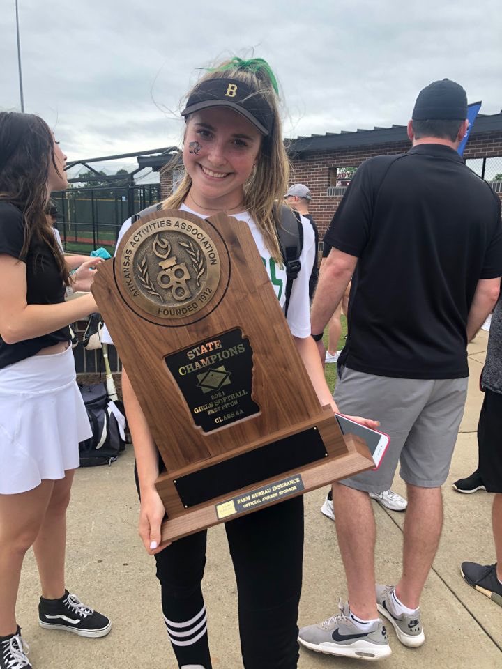 selectfastpitch's tweet photo. We’ve got ourselves another state champ 🏆 So proud of you @_ryannsanders! Now let’s get you back in that Select blue and red ❤️💙#selectlife #selectstrong #bettertogether https://t.co/ENqrSc2iFY