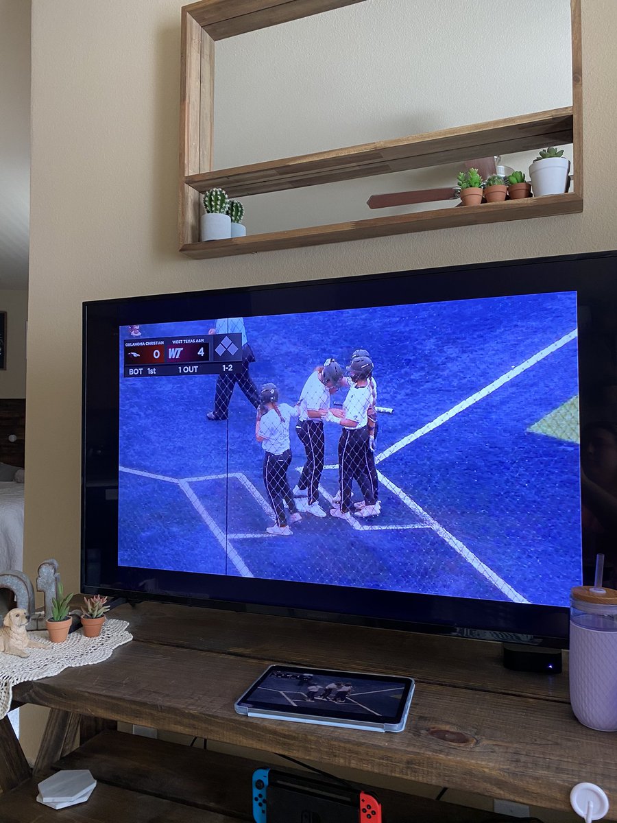 ItsBaileyy8's tweet photo. @WTSoftball @brittanygehle Make it 2! Letโs gooooo #LBFP ๐ค๐ผ https://t.co/4CP1EVkHJ3