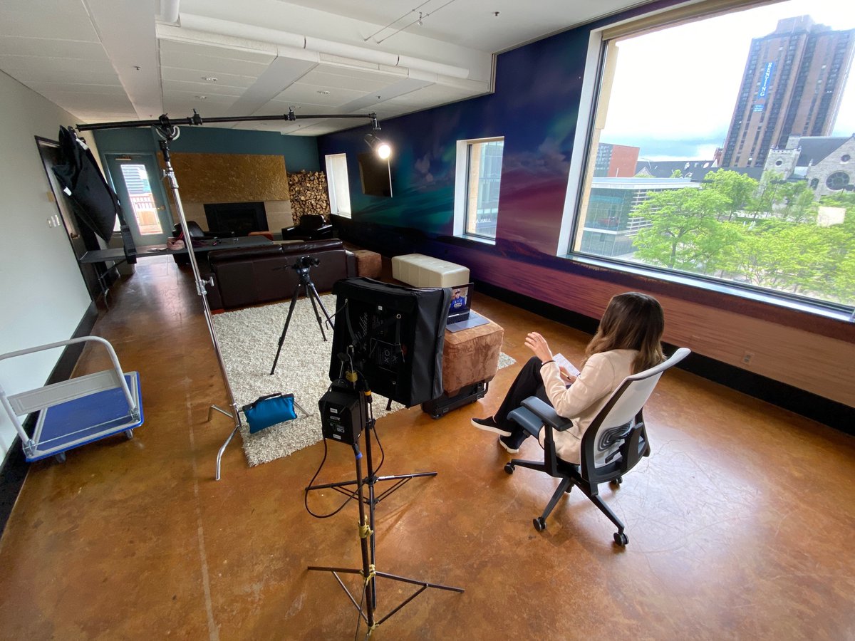 erinreportsTV's tweet photo. #MATSONSTRONG: Arik Matson was named the 2020 Police Officer of the year by the MCPA this week.
Tonight at 6 on @WCCO Arik, his wife Megan and I talk about the day he was shot on the job, his extensive rehab process and the community support along the way. https://t.co/kOr2klmr6N