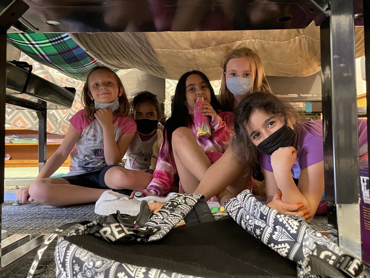 BauderPsd's tweet photo. Mrs. Fris’ 3rd graders celebrated the day with tons of fun in forts, because everything is better in a fort. 
#psdtogether #fortfun https://t.co/sLEUwx56Pm