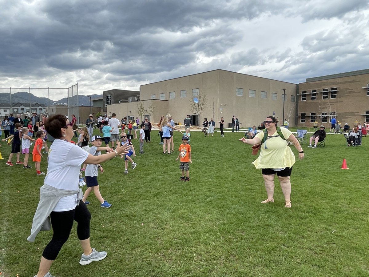 Three Creeks K-8 tweet media