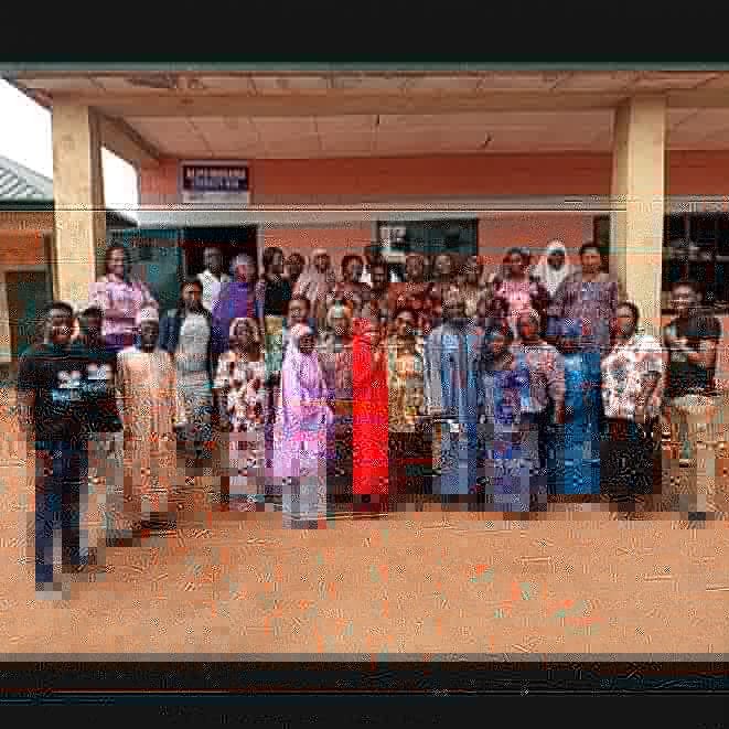 bookaclan's tweet photo. Today, we opened the Aliyu Makama literacy hub with a seminar for the teachers of the school. One more win in the fight against education inequity. One more gain for literacy development. With support from @Teach4Nigeria https://t.co/U2BOdXkPII