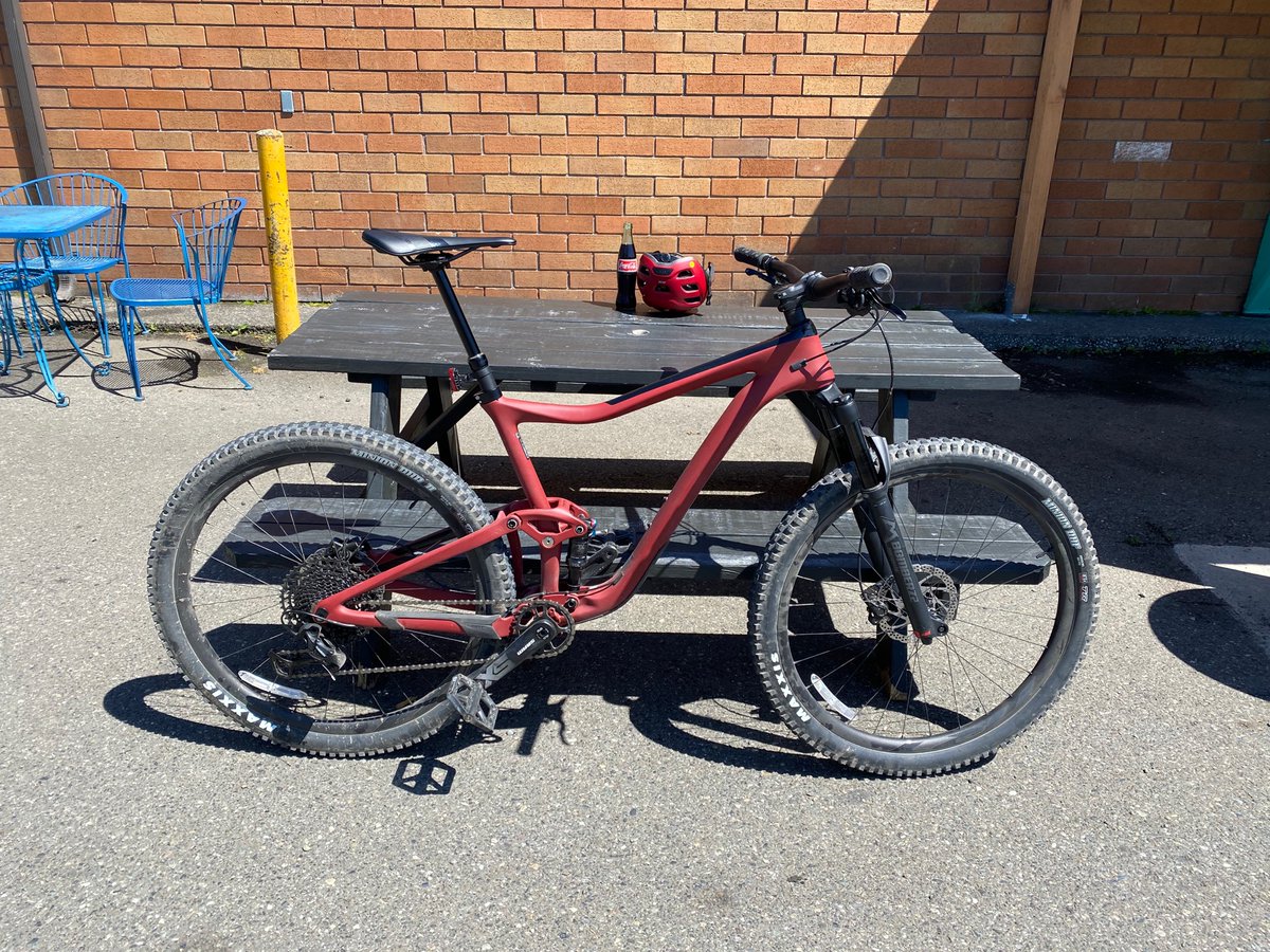 When you need to fuel the rider instead of the vehicle. This is my mountain bike, Chaser. No mountains today, but I needed to escape the apartment after a crazy week.