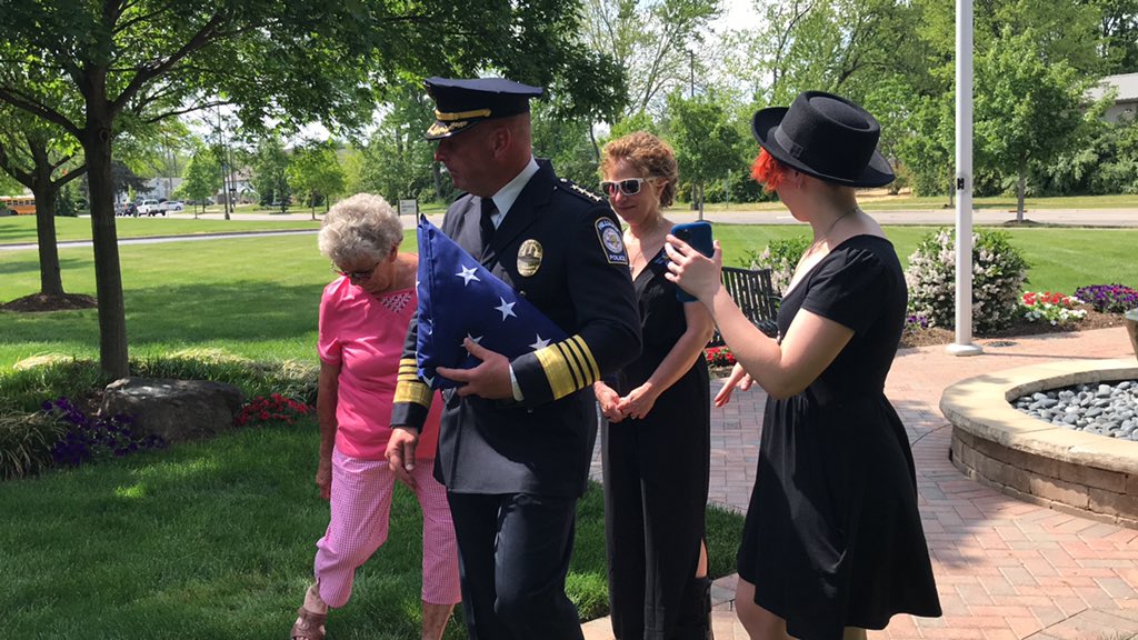 AngelaAn10TV's tweet photo. Congrats Hilliard Police Chief @ChiefFisher602 for an amazing career... and your retirement. Honored to have worked with you for all these years 💙 https://t.co/b5mgetpye6