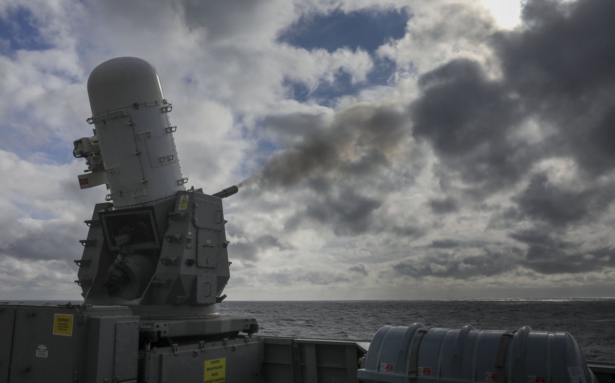 HMSDragon's tweet image. Our Phalanx 1B inner layer defence systems are precisely tuned and raring to go!
 
#AtSeaDemo #FormidableShield #breathingfire