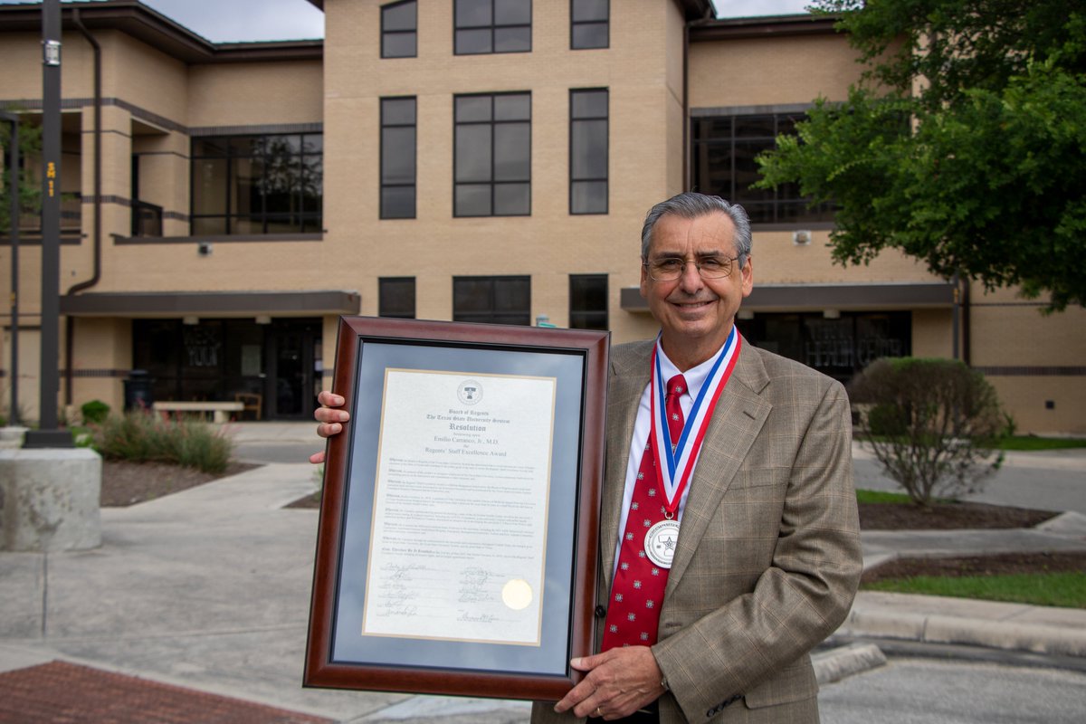 TXSTHealthCentr's tweet photo. Congratulations to Dr. Carranco, who received The Texas State University System Regentsโ Staff Excellence Award for 2020. Dr. Carranco helped guide #TXST during all medical scenarios the university has confronted.
Thank you for everything you continue to do for our community!๐ https://t.co/VuArILPmM4