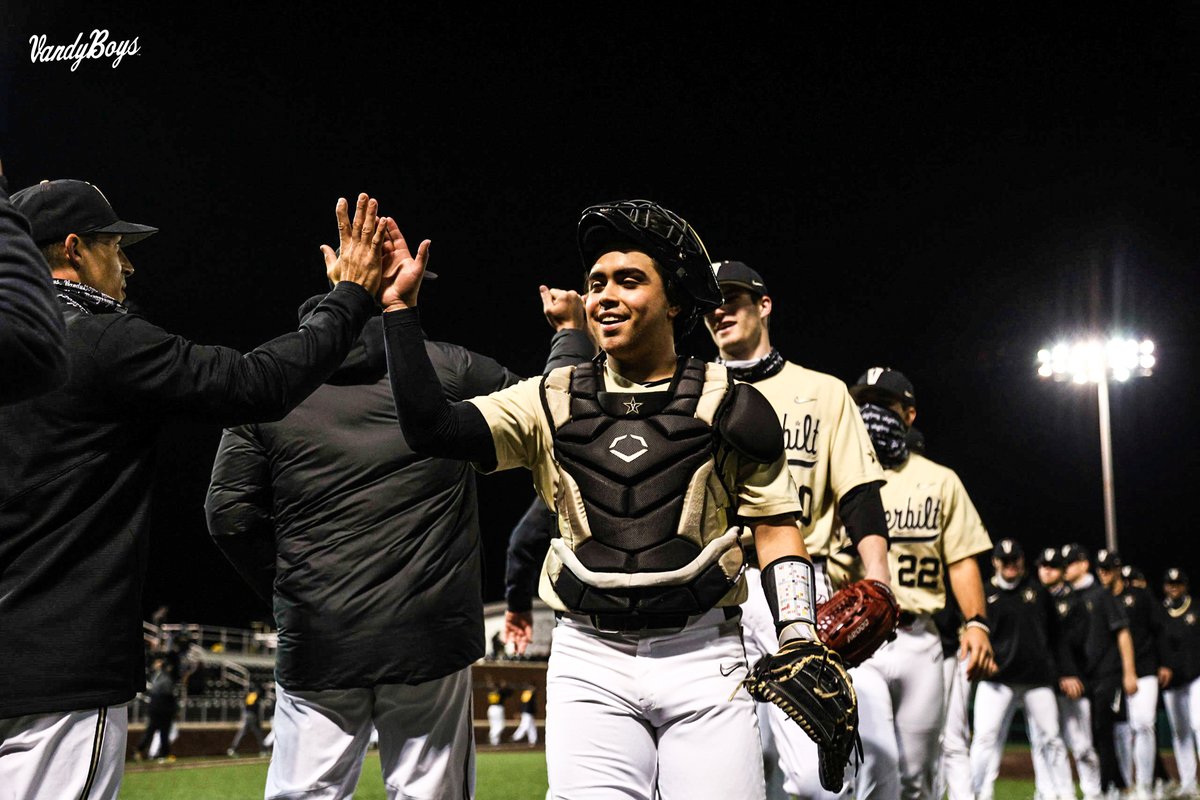 National Collegiate Catcher of the Year. 🏆

Congrats to <a href="/Cjrod007/">CJ Rodriguez</a> on being selected as one of 16 semifinalists for the Buster Posey Award. 👏

📰 vanderbi.lt/ngjys