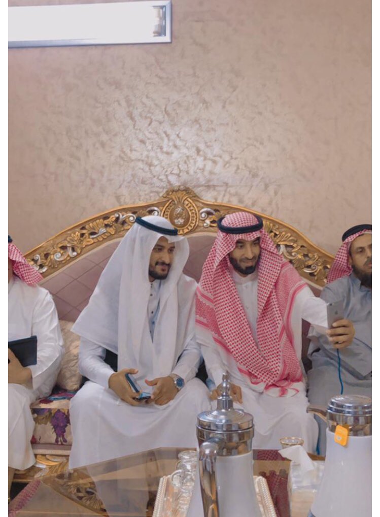 jedayba's tweet photo. نبارك للدكتور عبدالرحمن عبده جديبا بمناسبة عقد قرانة الف الف مبروك الله يوفقه ويسعده في حياته الزوجية https://t.co/Wzx7pLZiVI