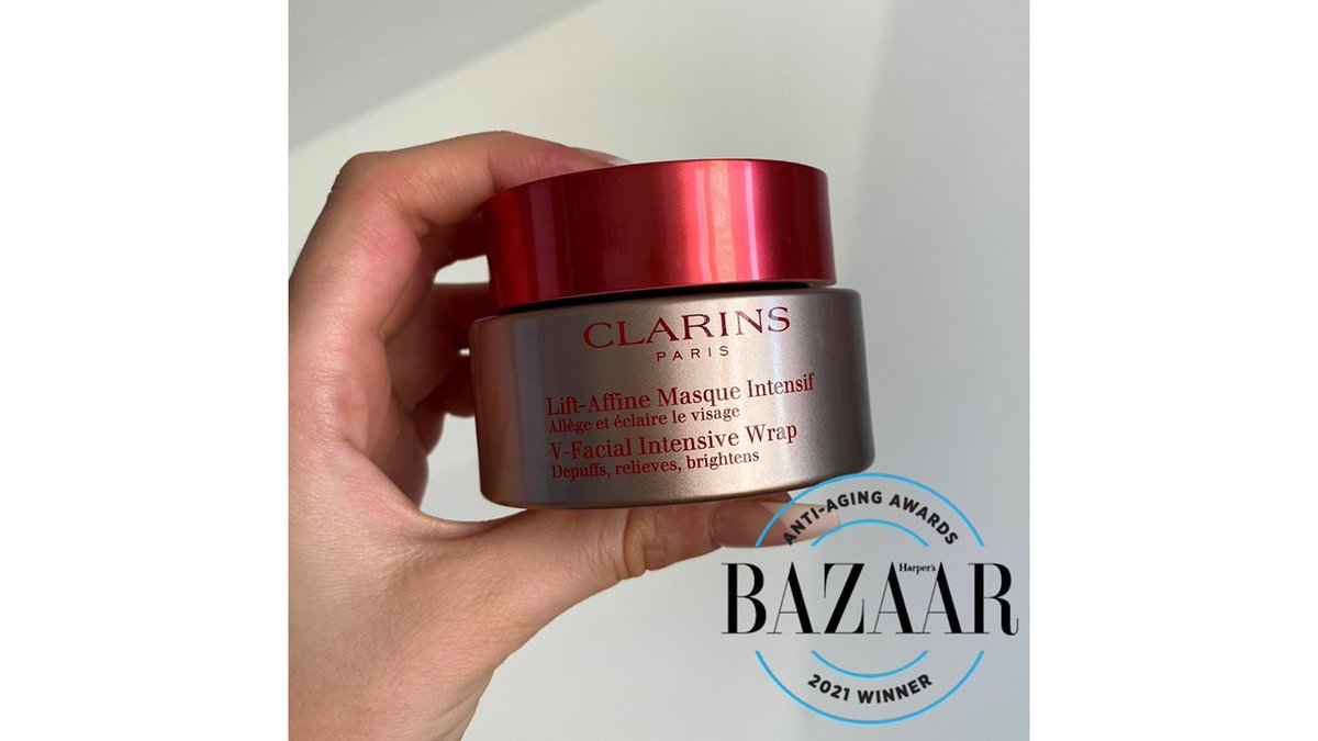 clarinsusa's tweet photo. YAY ! did you know our V-Facial Intensive Wrap won @harpersbazaarus 2021 Anti-Aging Awards - for best #Lifting #Mask? If you have not tested it yet, this is your best friend when it comes to #depuffing!
https://t.co/cMNMUHskV4
๐ฎ๐ฎ๐ฎ https://t.co/xGMdbVzDFQ