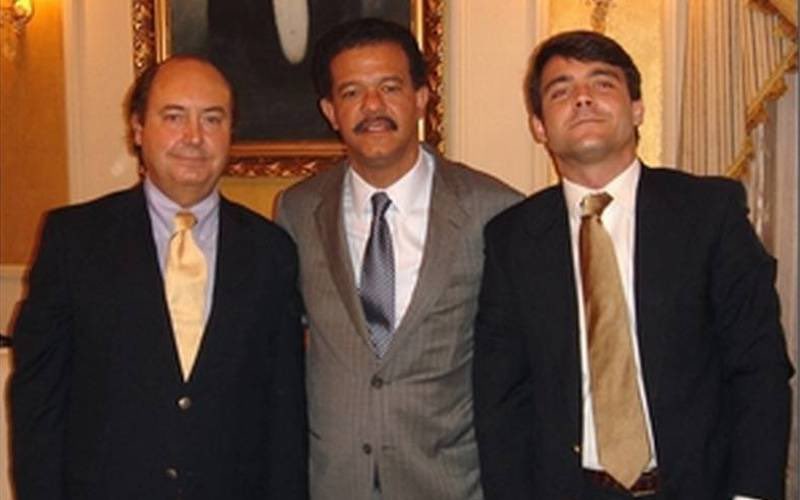 kemabota's tweet photo. @ListinDiario @LeonelFernandez @LeonelFernandez no te voy a decir nada, solo te voy a dejar estas fotos aquí para recordarte que nunca hiciste nada contra el Narco tráfico. https://t.co/f8b5VR8SlR