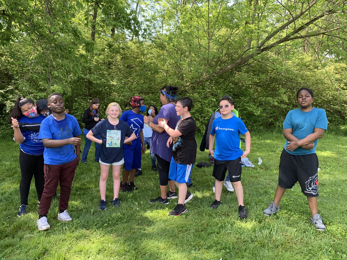 Leshayanez's tweet photo. More pics from kickball. https://t.co/2EPFabqMbF