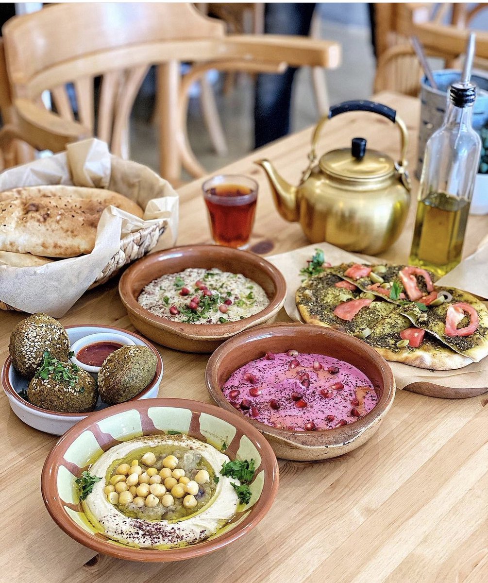 #فطور مطعم #دكان_وترويقه 
في #الدمام حي المزروعية ، 
وش رايكم فيه ؟

أنا يعجبني عنده الجبن النابلسي 
😋لذيييذ لذيييذ .