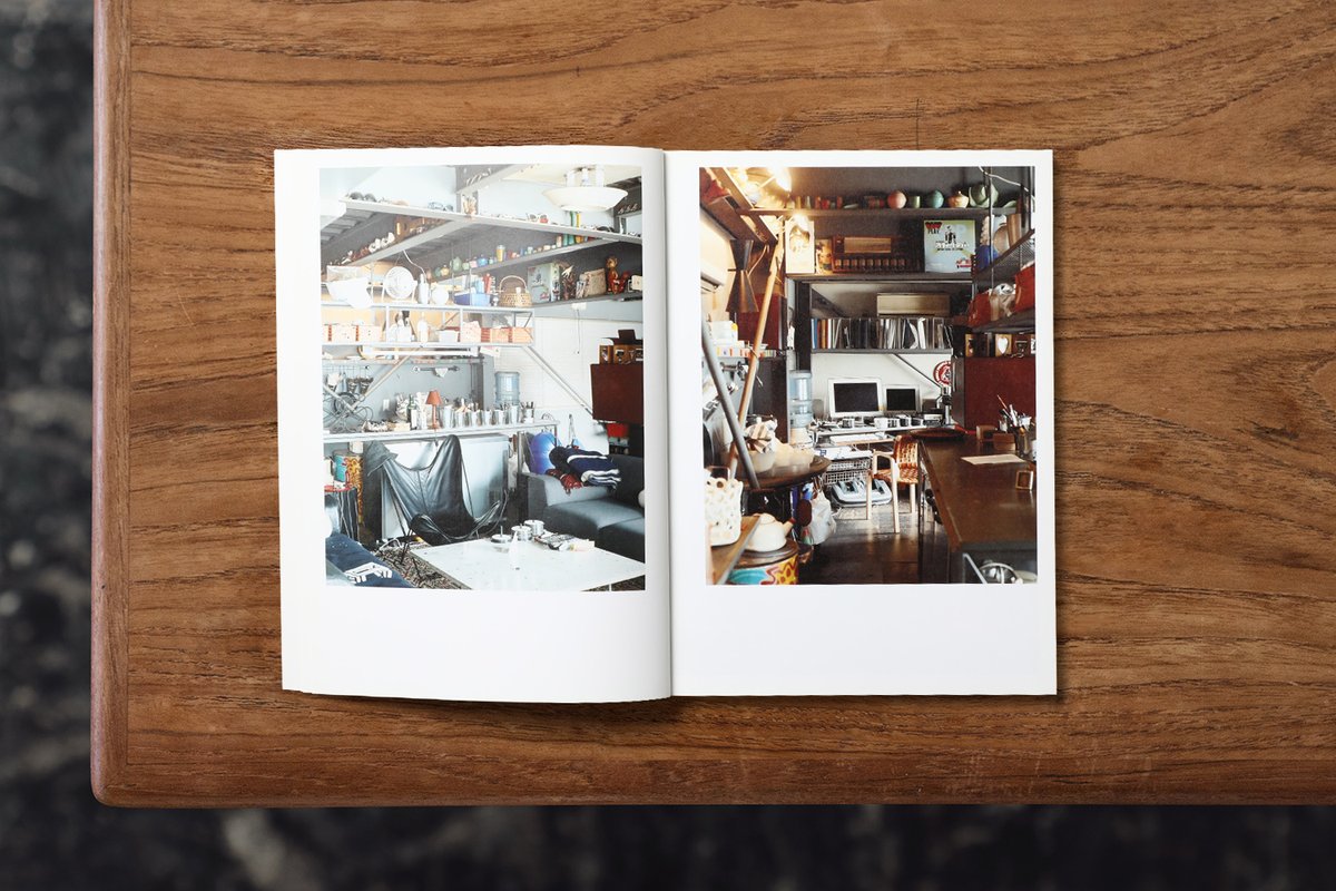 Book And Sons 再入荷 東京の仕事場 平野 太呂 本書はwebマガジン Houyhnhnm で連載されていた写真 家 平野太呂による写真集 エッセイ 小暮徹 平林奈緒美 細野晴臣 野村友里 クボタタケシなど さまざまな分野で活躍するクリエイターのほか Book And Sons 再入荷 東京の仕事場 平野 太呂 本書はwebマガジン Houyhnhnm で連載されていた写真 家 平野太呂による写真集 エッセイ 小暮徹 平林奈緒美 細野晴臣 野村友里 クボタタケシなど さまざまな分野で活躍するクリエイターのほか