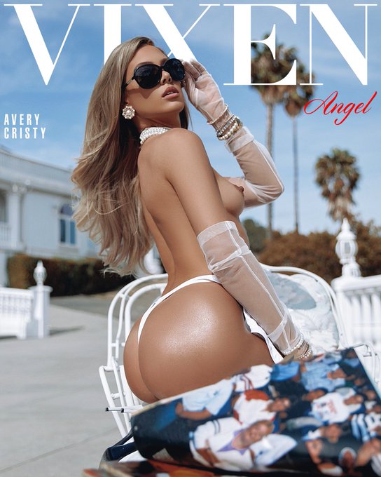 &ldquo;Babygirl you&rsquo;re a star&rdquo; ⭐️   Thank you guys so much for all the love 🥲🖤 &amp; forever thanking @VIXEN, for<a href="/tag/vixenangel"class="tags"><span>#vixenangel</span></a>