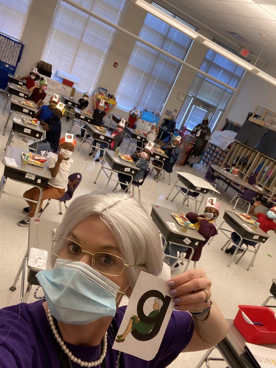 2ndGrade_Squad's tweet photo. Today was a great day for a Letterland Feast with Golden Granny and Firefighter Frink! The kids brought in a treat to share that begins with their favorite Letterlander’s sound to celebrate all we’ve learned in Letterland! @SnipesAcademy @letterland https://t.co/Au5sh58CtD