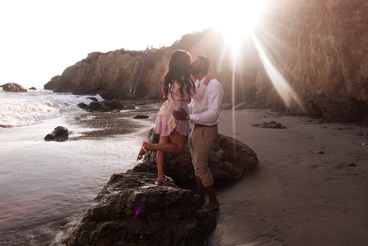thaniasofficial's tweet photo. I get to marry my best friend 😭💍✨ https://t.co/kLW4NYhpSF