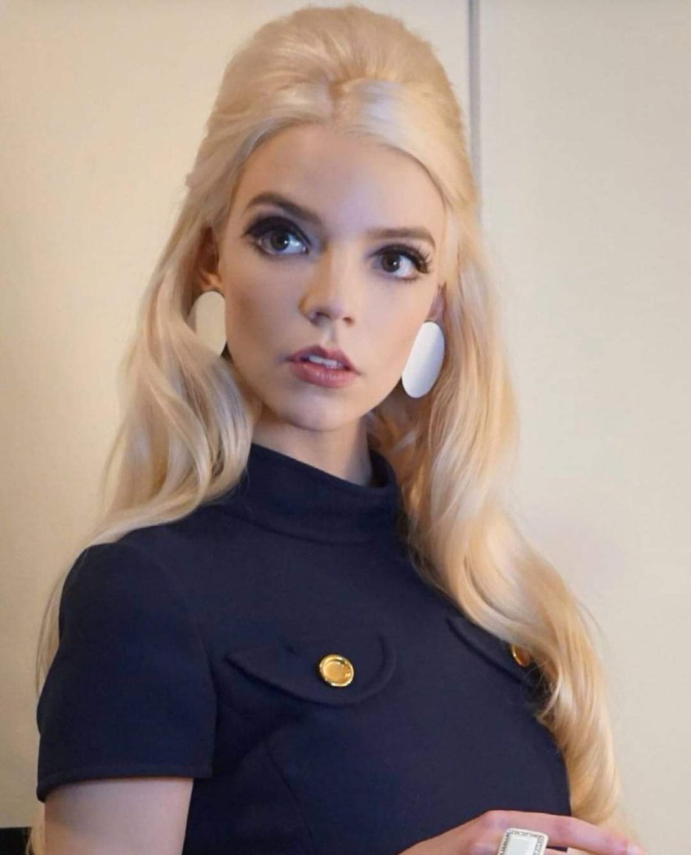 Anya Taylor-Joy en Saturday Night Live.