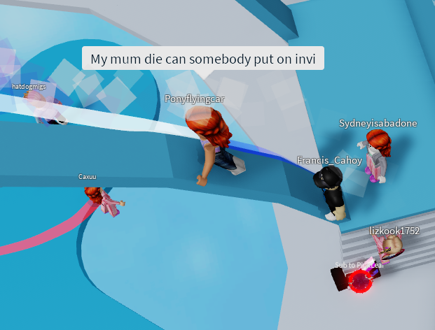 PinkLeaf tweet media