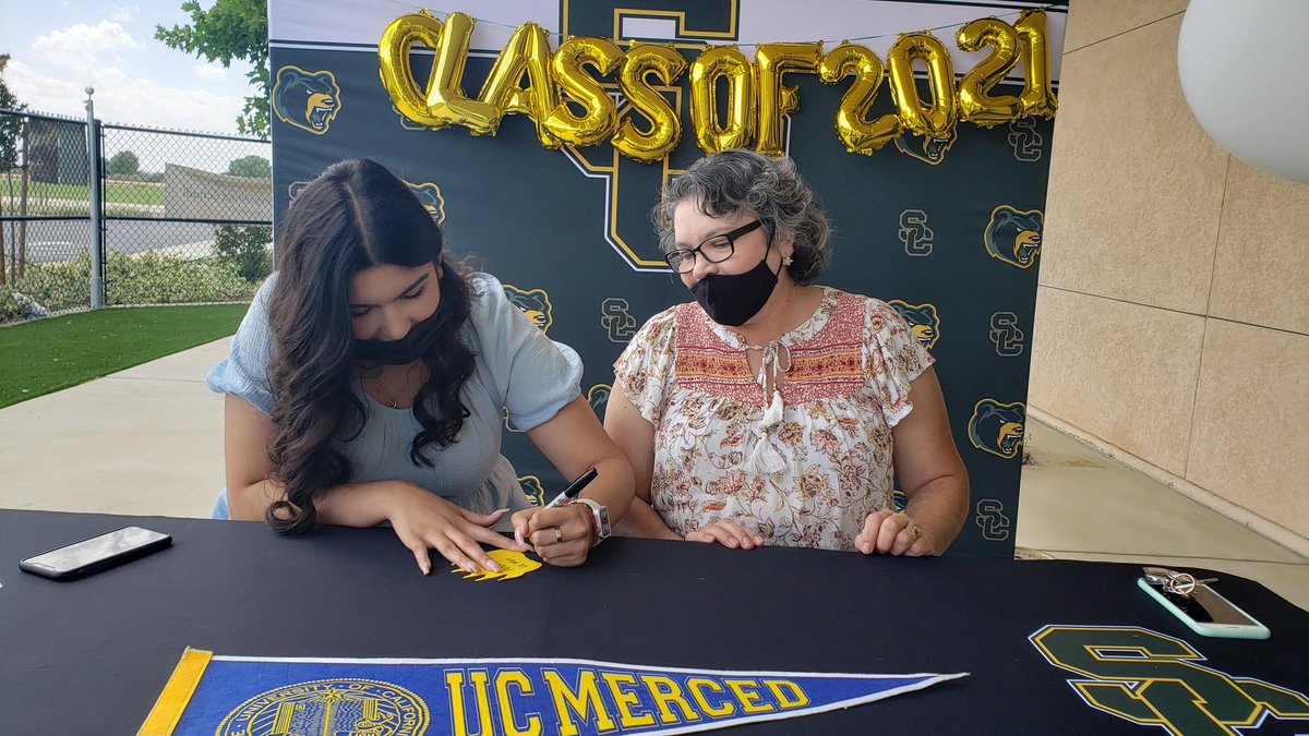 SUMMIT COLLEGIATE HIGH SCHOOL tweet media