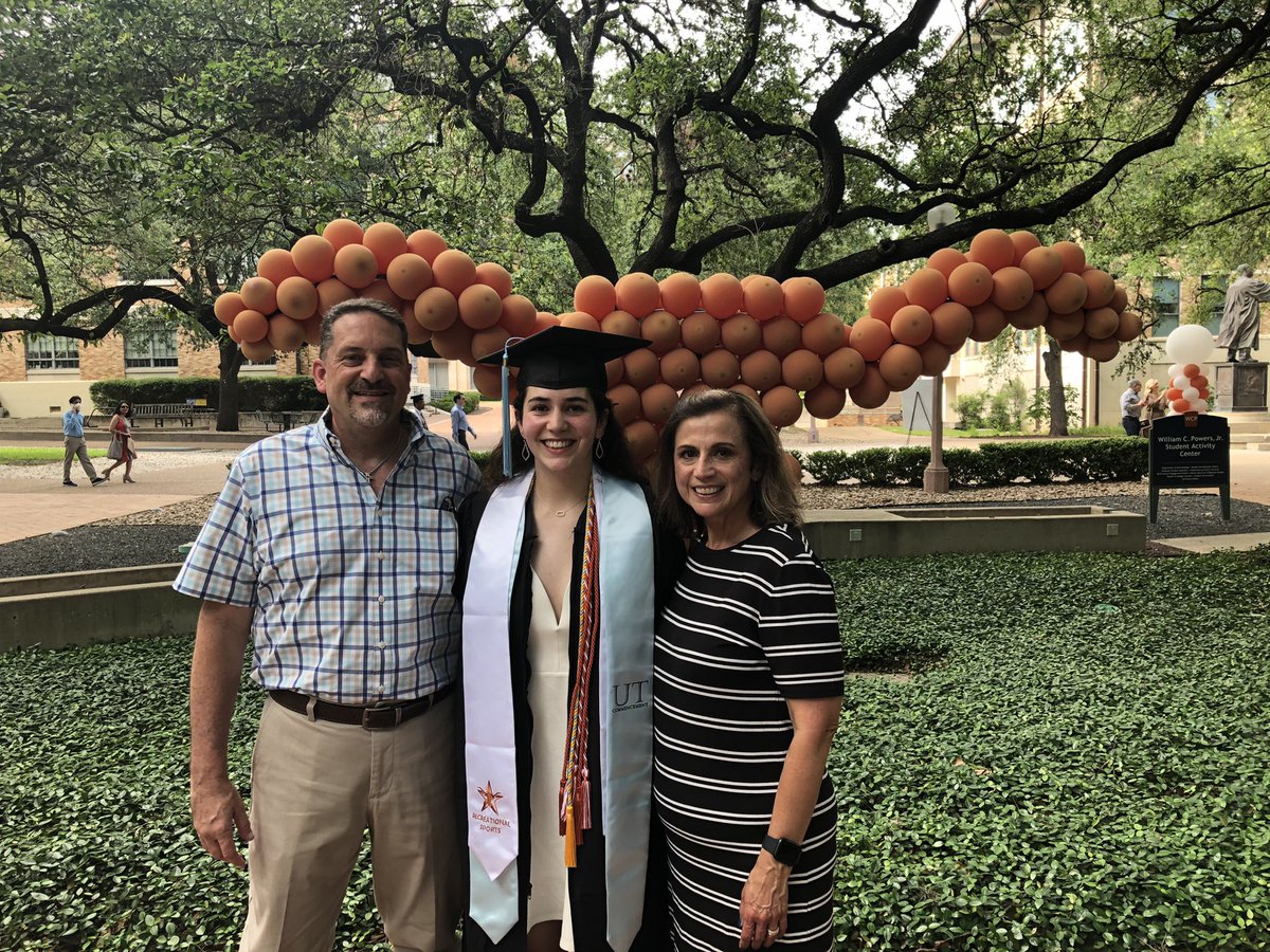 ruthaltenburger's tweet image. Our favorite Longhorn graduate! We are so proud of her! #UTEdGrad21 @utexascoe @bekah_logan21