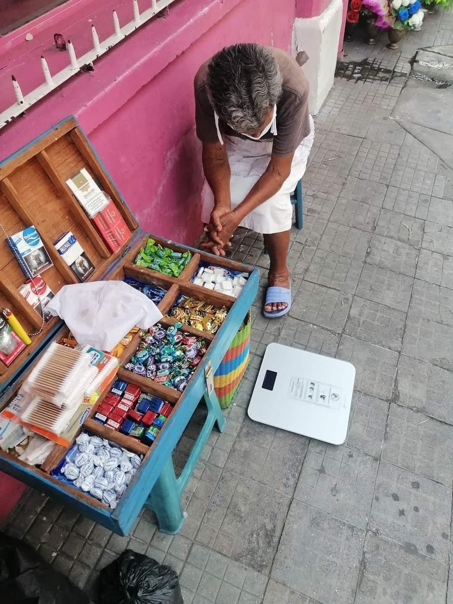 Si querés apoyarla buscala en el centro de SPS, frente a oficinas de Hondutel, 4 avenida.