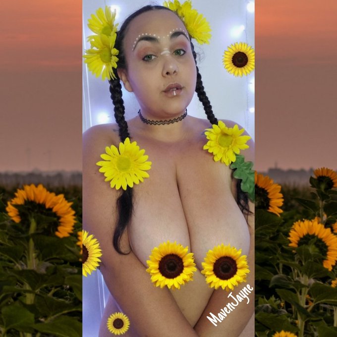 I'm a God #bbw #bbwwoman #bbwcontent https://t.co/Vch78yYLge<a href="/tag/bbw"class="tags">#bbw</a><a href="/tag/bbwwoman"class="tags">#bbwwoman</a><a href="/tag/bbwcontent"class="tags">#bbwcontent</a>