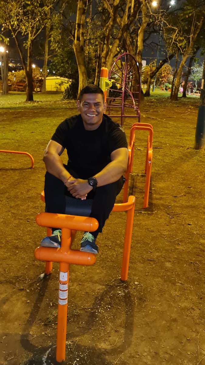 Eduardo Caton tweet media